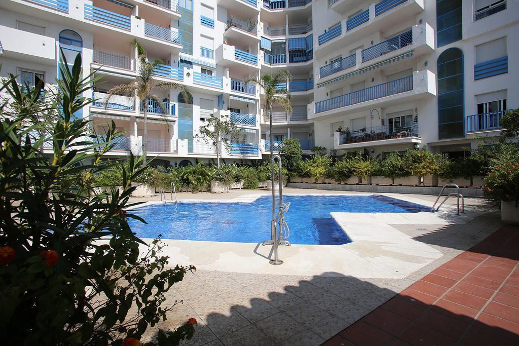 Apartamento El Faro Leisure Port Apartman Estepona Kültér fotó